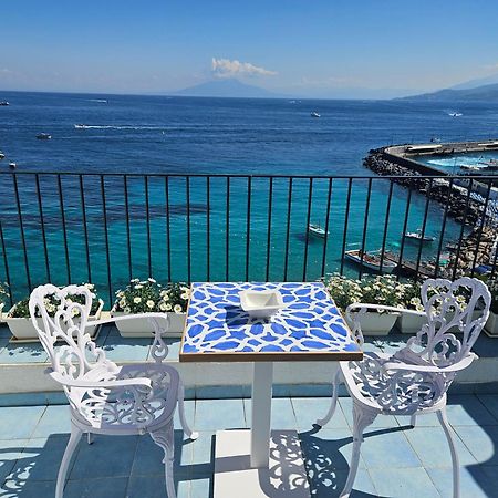 La Bomboniera Apartment Capri Bagian luar foto