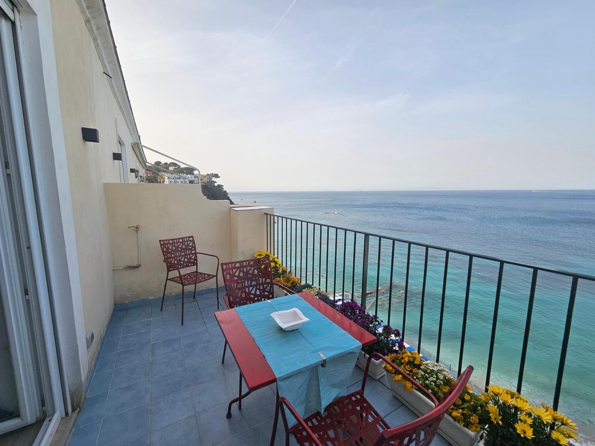 La Bomboniera Apartment Capri Bagian luar foto